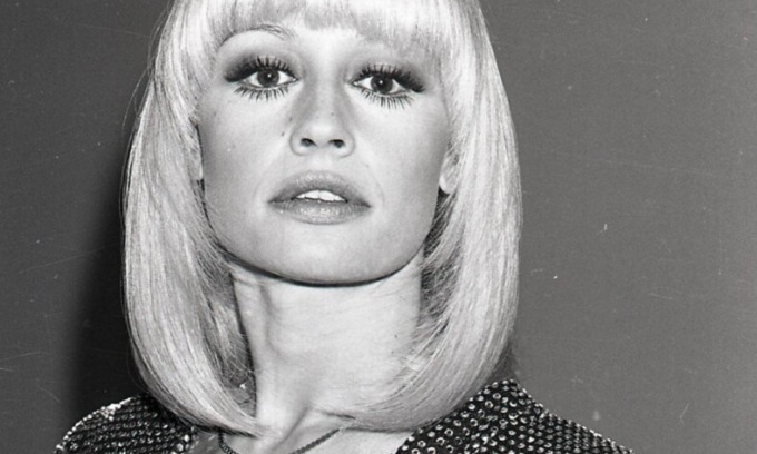 L’assessore Ghisalberti fa chiarezza sullo spettacolo su Raffaella Carrà al Donizetti (che resta solo un’ipotesi)