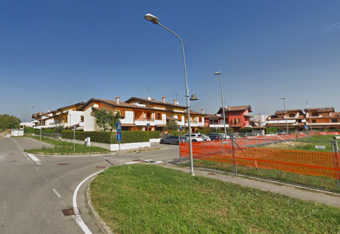 Coppia ubriaca litiga a Osio Sotto: lei lo accoltella. È accusata di tentato omicidio
