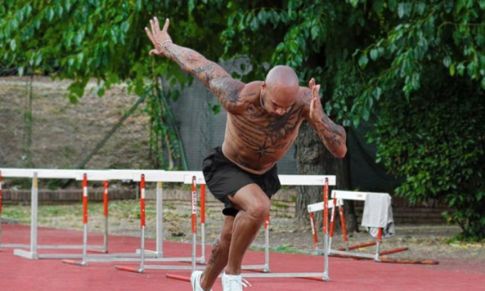 Marcell Jacobs non ha corso nella staffetta 4×100 (che è stata poi esclusa dalla finale)