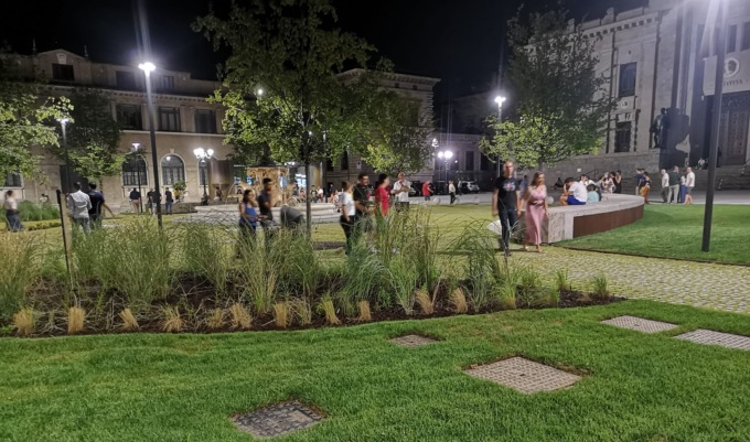 Mai vista così tanta gente in centro la sera: Bergamo è pronta per la nuova “Belle époque”
