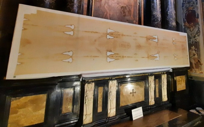 Al Santuario della Coltura di Lenna la riproduzione al vero della Sacra Sindone