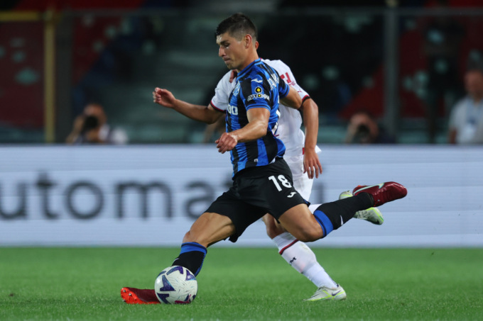 Il siluro di Malinovskyi non perdona. Bennacer risponde con un gran sinistro a giro (1-1)