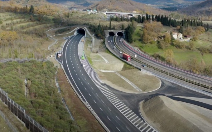 Drammatico incidente sulla A1: morta Lionella Bonzi, insegnante 59enne di Sorisole