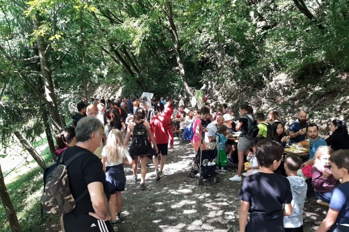 Torna la camminata tra Corna Imagna e Berbenno, tra aziende agricole e laboratori