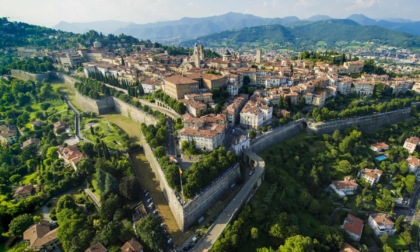 Turismo a Bergamo nel 2022: bene città, valli e laghi, con anche risultati migliori rispetto al 2019