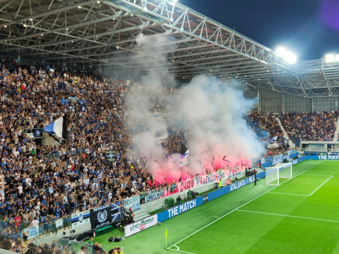 Oltre 19.200 presenti, clima elettrico e sostegno per 96 minuti: spettacolo al Gewiss Stadium