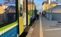 Trenord, belli i nuovi treni, «peccato che alla stazione di Verdello-Dalmine siano inaccessibili ai disabili»