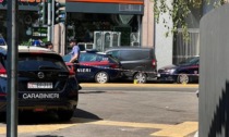 Inseguimento e sparatoria in centro a Bergamo, l'arrestato: «Ero in astinenza, cercavo eroina»