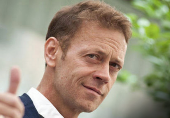 Polemica sul Bergamo Sex, Rocco Siffredi risponde ad Adinolfi: «La verità è che mi adora»