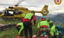 Rogno, cade da parete rocciosa durante un'escursione: grave escursionista di 44 anni