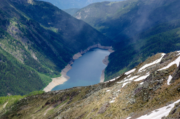 Gli affascinanti e selvaggi laghi del Venerocolo, perle nascoste in un anfiteatro naturale unico