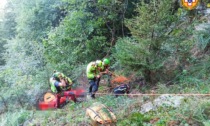 Uomo di 64 anni scivola per una decina di metri nel bosco a Gromo, interviene l'elisoccorso