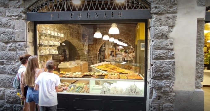 Corsarola, cambio di gestione per “Il Fornaio”: subentra la famiglia Minuscoli