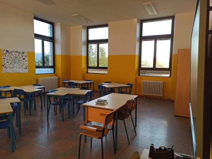La scuola Battisti di Seriate riapre grazie alla protezione civile di bersaglieri e alpini