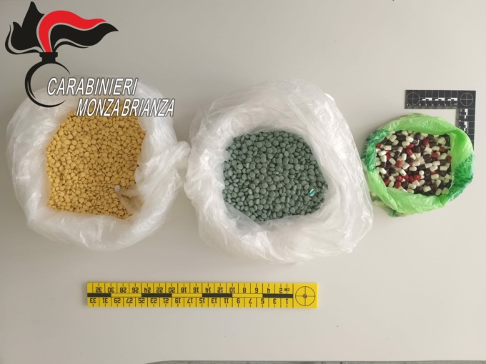 Un medico di base prescriveva la “droga del combattente”, dodici arresti