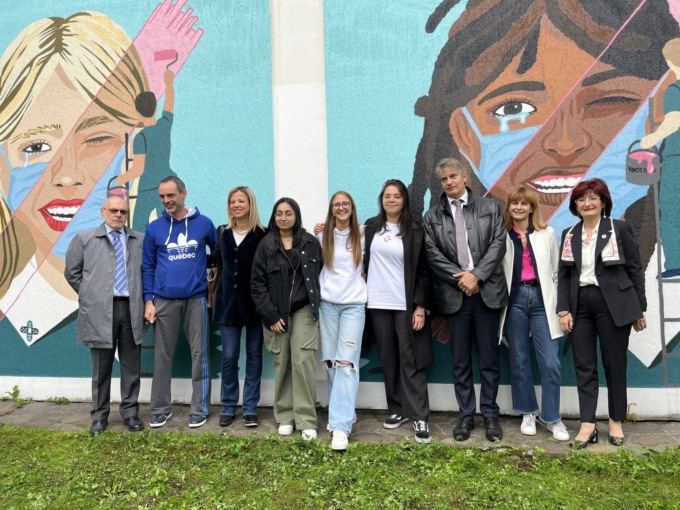 Al Falcone si festeggia la Giornata Europea delle lingue e il nuovo murales