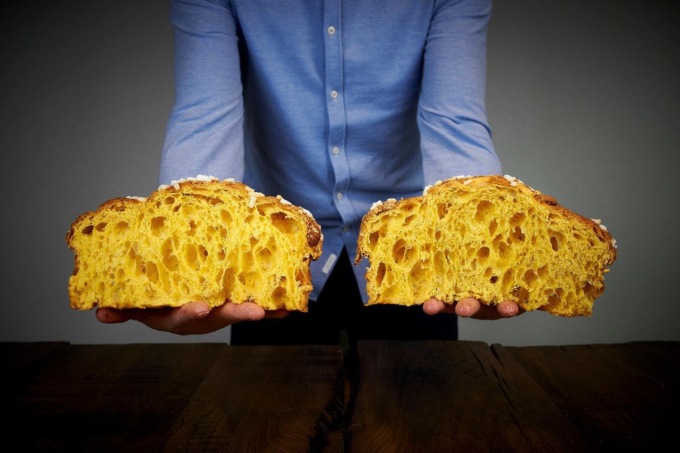 Mastro Panettone, tra i finalisti per quello al cioccolato creativo Italo Vezzoli di Carobbio degli Angeli