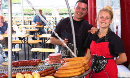 I Mercatanti abbracciano anche la nuova piazza Dante (con i tulipani e i biscotti bretoni)