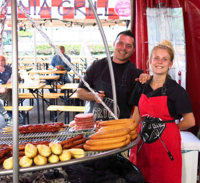 I Mercatanti abbracciano anche la nuova piazza Dante (con i tulipani e i biscotti bretoni)