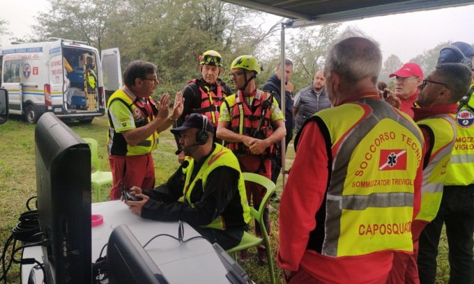 Proseguono le ricerche del 55enne che ha parcheggiato vicino al fiume ed è scomparso