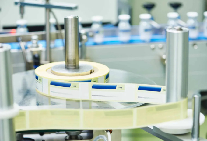 Cosa dice la legge sulle etichette farmaceutiche? Facciamo chiarezza