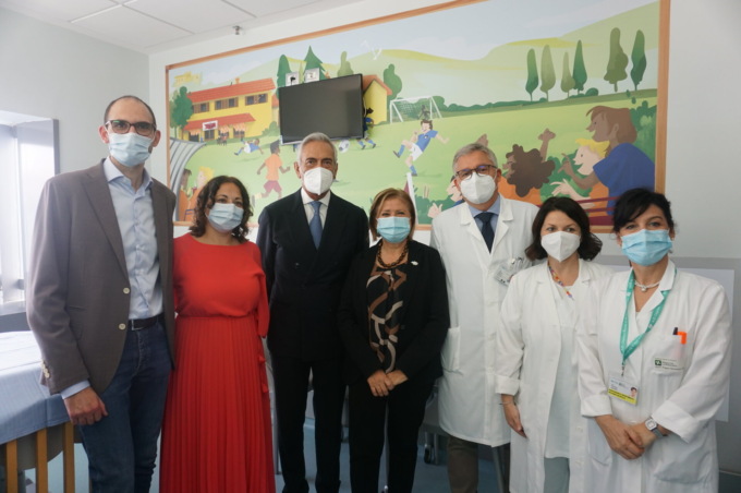 Decorate le stanze del reparto di Pediatria al Papa Giovanni: il sogno di Ilaria diventa realtà