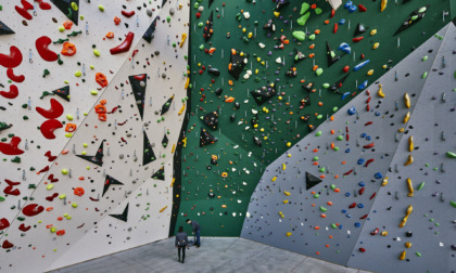 Uomo precipitato dalla parete di arrampicata, l'Orobia Climbing di Curno: «Responsabilità del 44enne»