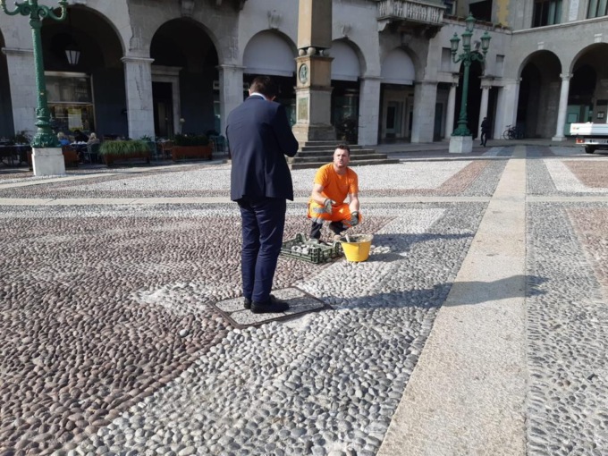 Mercatanti, tante le forze in campo per gestire l’afflusso (e ripulire il centro)