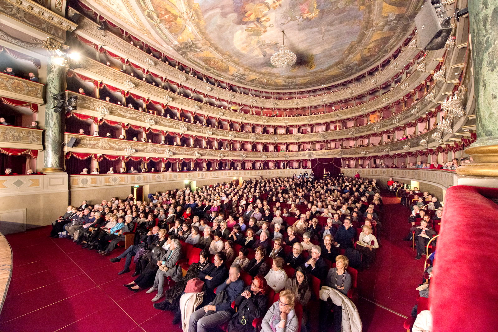 Teatro Donizetti - pubblico Prosa(foto Gianfranco Rota)GFR_0835