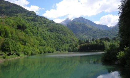 Moio de' Calvi, in arrivo una pista ciclabile sul lago Bernigolo. Ma preoccupa la situazione critica del bacino