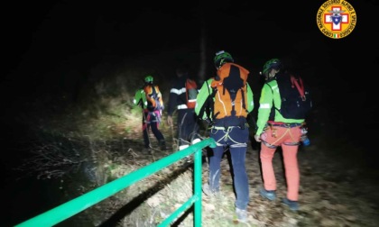 Si perdono scendendo dal rifugio Calvi, soccorritori recuperano due giovani