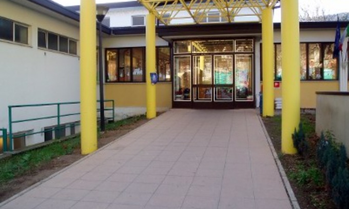 Legionella alle scuole di Calolziocorte, cambiati tutti i rubinetti e chiuse le docce