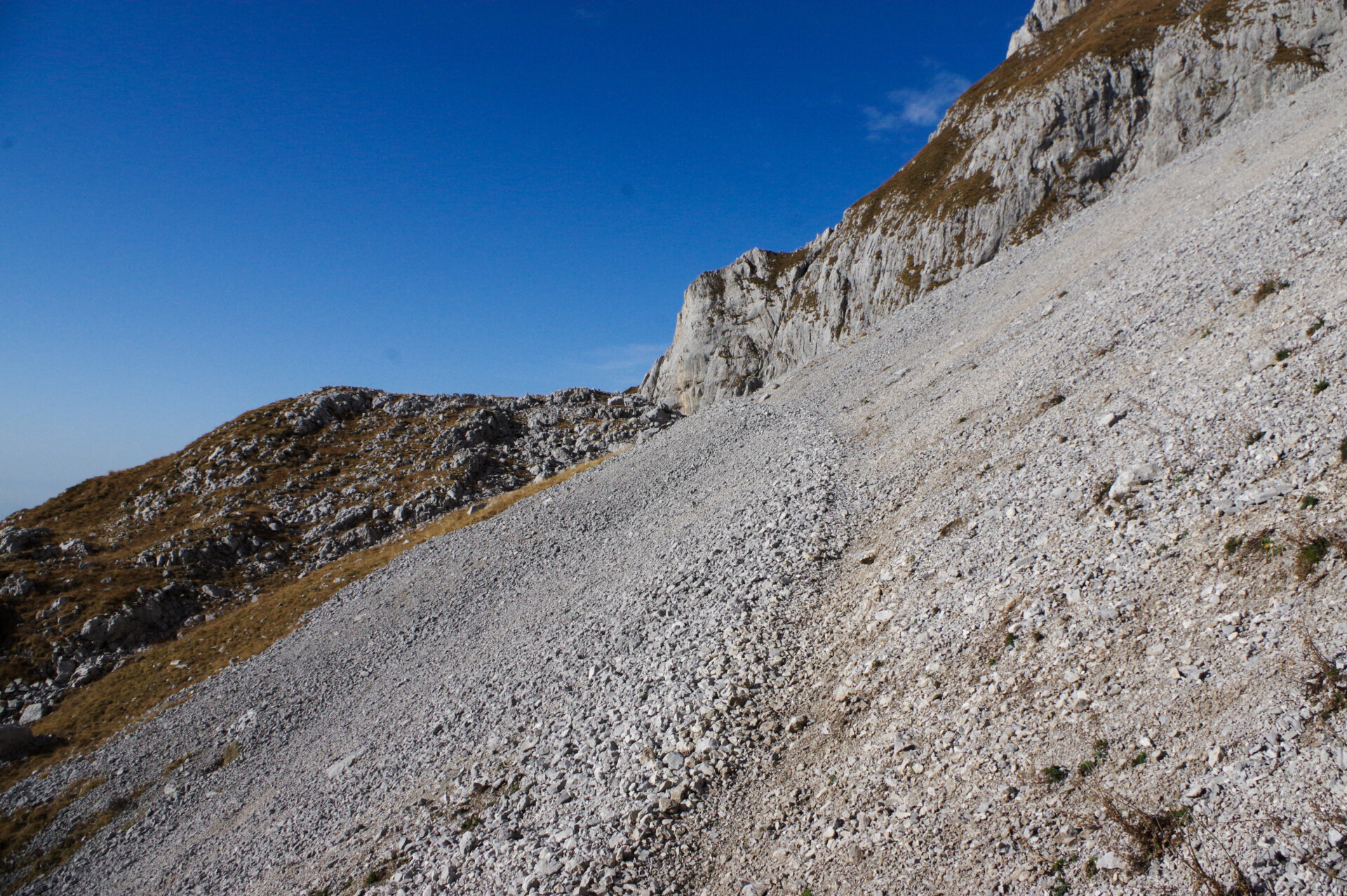 10 - In direzione del Pizzo Corzene