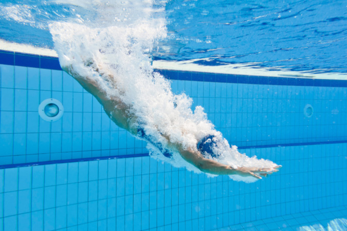 Caro-energia e impianti sportivi natatori e del ghiaccio: 4,5 milioni alla Bergamasca