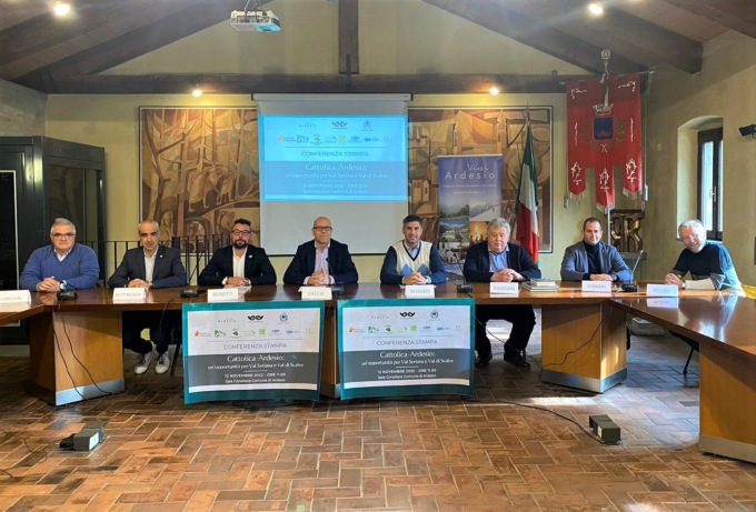 Il vicesindaco di Cattolica in visita ad Ardesio: mare e monti vanno a braccetto