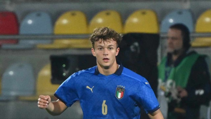 Scalvini per la prima volta titolare con l’Italia di Mancini: il 2003 brucia le tappe