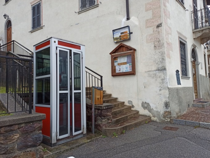 Moio dice addio alla sua cabina telefonica: il paese perde un simbolo