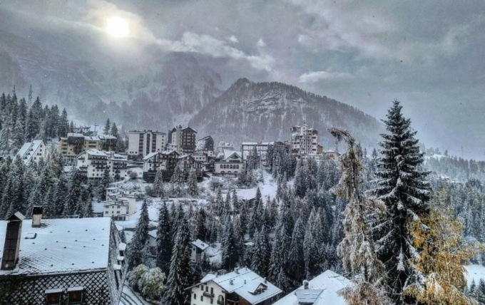 Tornata la neve sulle Orobie: le immagini che arrivano da Foppolo