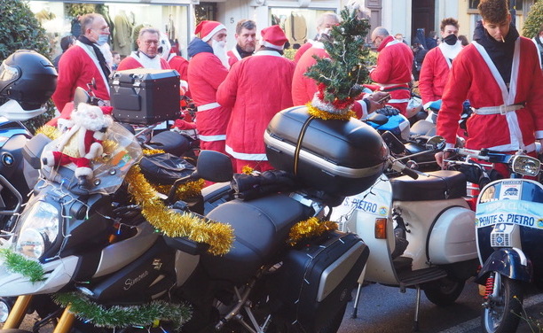 Tutti in sella per la “Babbo Bikers” a sostegno dell’Associazione “Autismo-è”