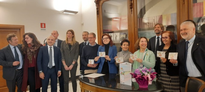 Un francobollo “made in Albino” di Poste Italiane in onore del personale sanitario