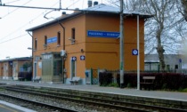 Nessun treno per Milano (via Carnate) dalle 6.20 alle 8.20, i pendolari: «Sempre peggio»