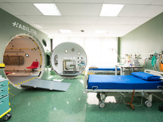 Intossicato da una vecchia stufa: ricoverato 17enne di Lurano, trattamento in camera iperbarica a Zingonia