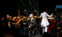 Il bergamasco Federico Martello con Katy Perry sul palco del "True colors festival"