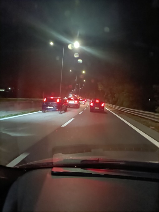 Cinquanta minuti da Bergamo a Treviolo: l’odissea per tornare a casa