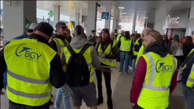 Sciopero all’aeroporto di Orio, Sacbo smentisce i sindacati: «Adesione del 37%, non all’80»
