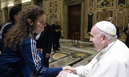 Ilaria Galbusera, capitano della Nazionale volley sorde, ha incontrato Papa Francesco