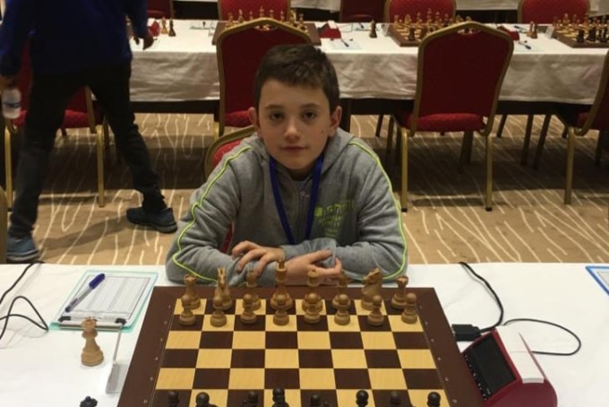 Di Mozzo il più giovane candidato Maestro di scacchi: a 10 anni Leonardo è da record