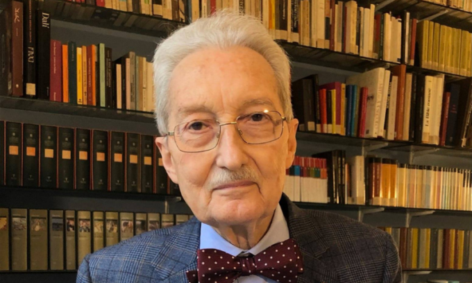 Cesare Cavalleri ha fatto “il grande salto”, a Milano i funerali del giornalista e critico letterario