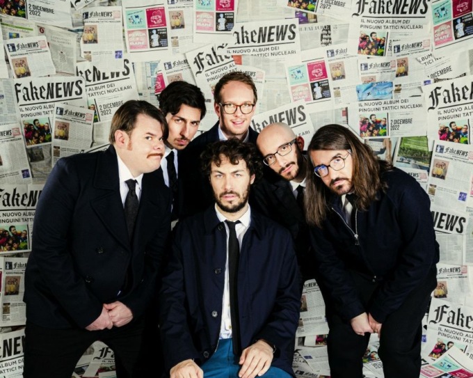 I Pinguini saranno al Daste per il primo firmacopie del nuovo disco “Fake News”
