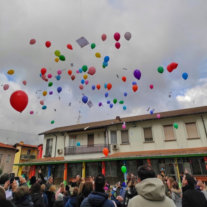 Palloncini in volo per Santa Lucia, PlasticFree non ci sta: «danneggiano ambiente e animali»